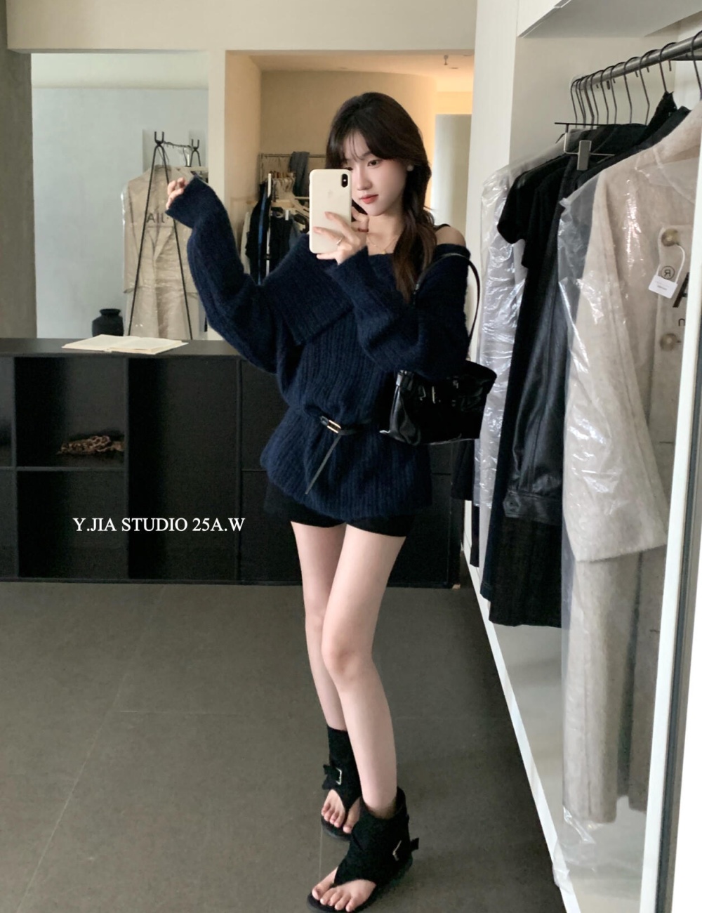 All-match lazy loose flat shoulder long France style sweater