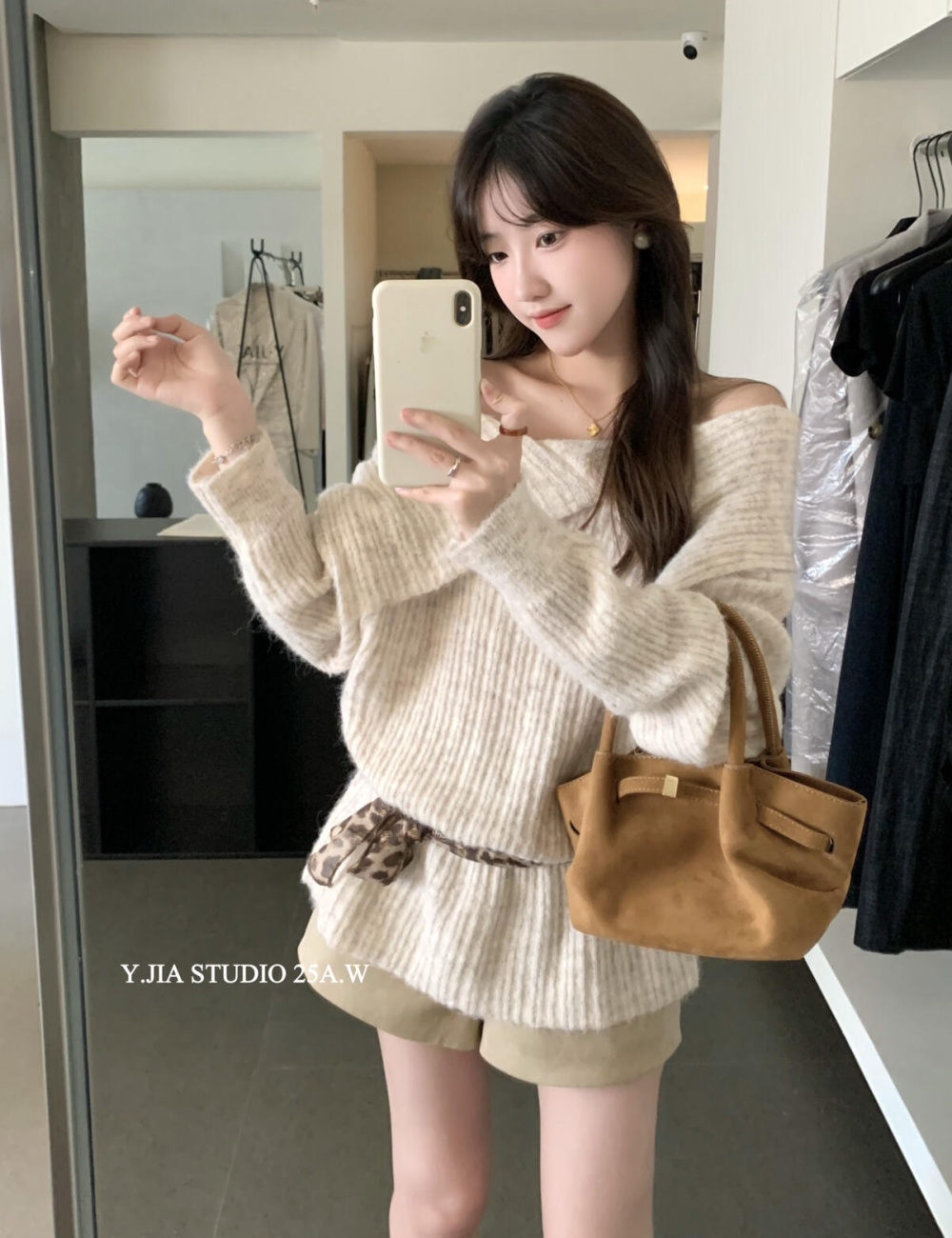 All-match lazy loose flat shoulder long France style sweater