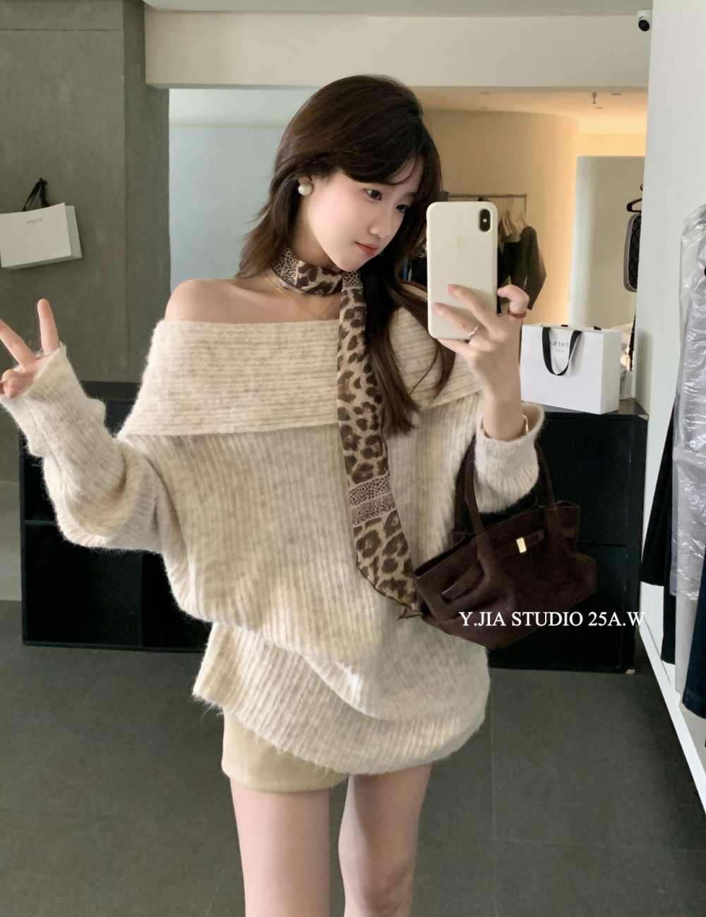 All-match lazy loose flat shoulder long France style sweater