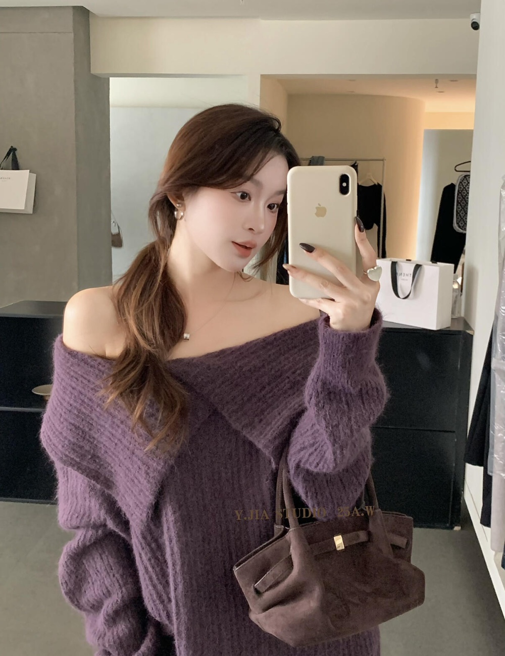 All-match lazy loose flat shoulder long France style sweater