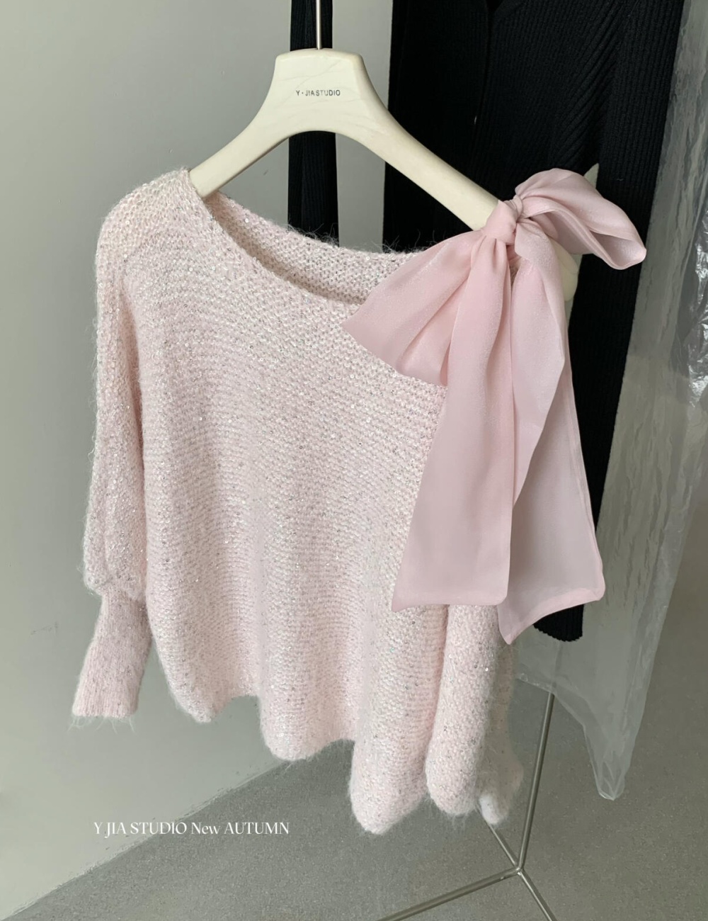 Liangsi Korean style maiden strapless frenum sweater