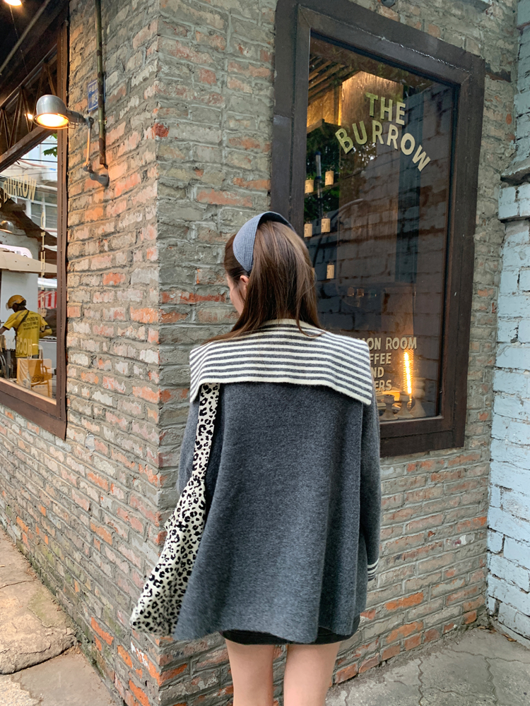 Gray lazy coat navy collar stripe sweater for women