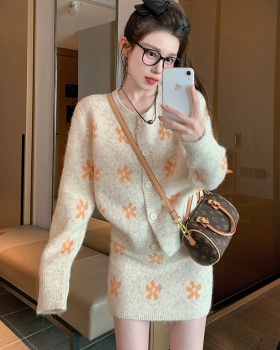 Western style sweater skirt 2pcs set for women