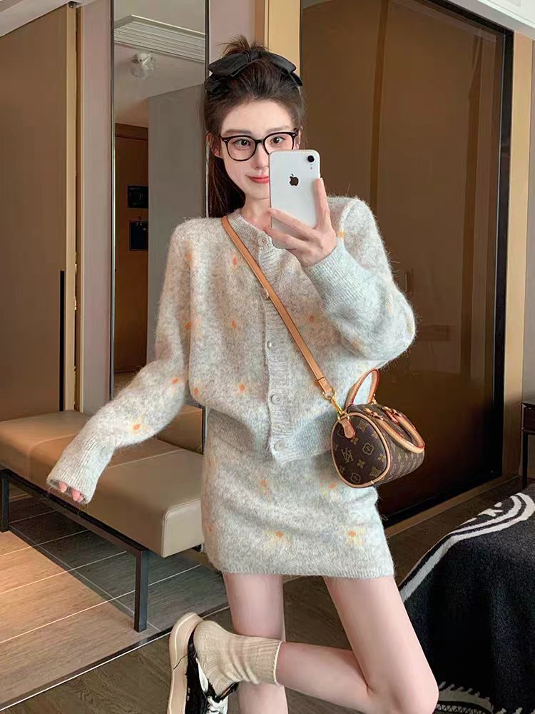 Western style sweater skirt 2pcs set for women