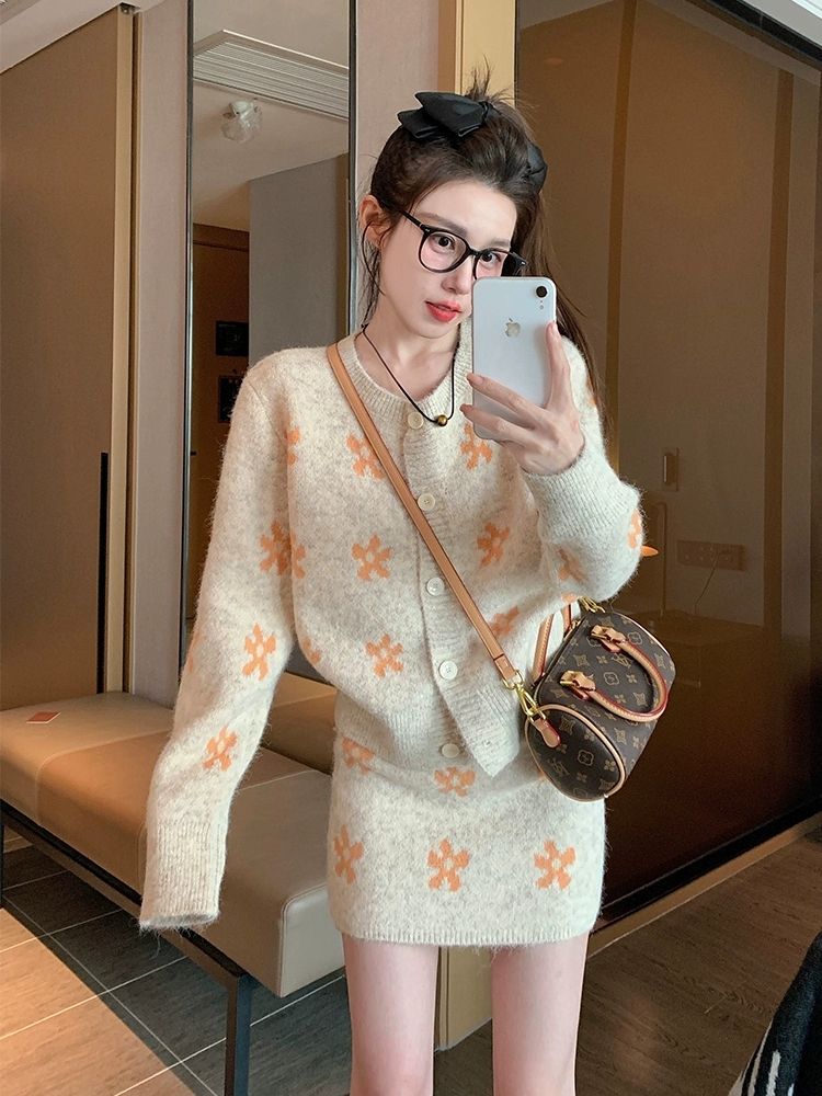 Western style sweater skirt 2pcs set for women