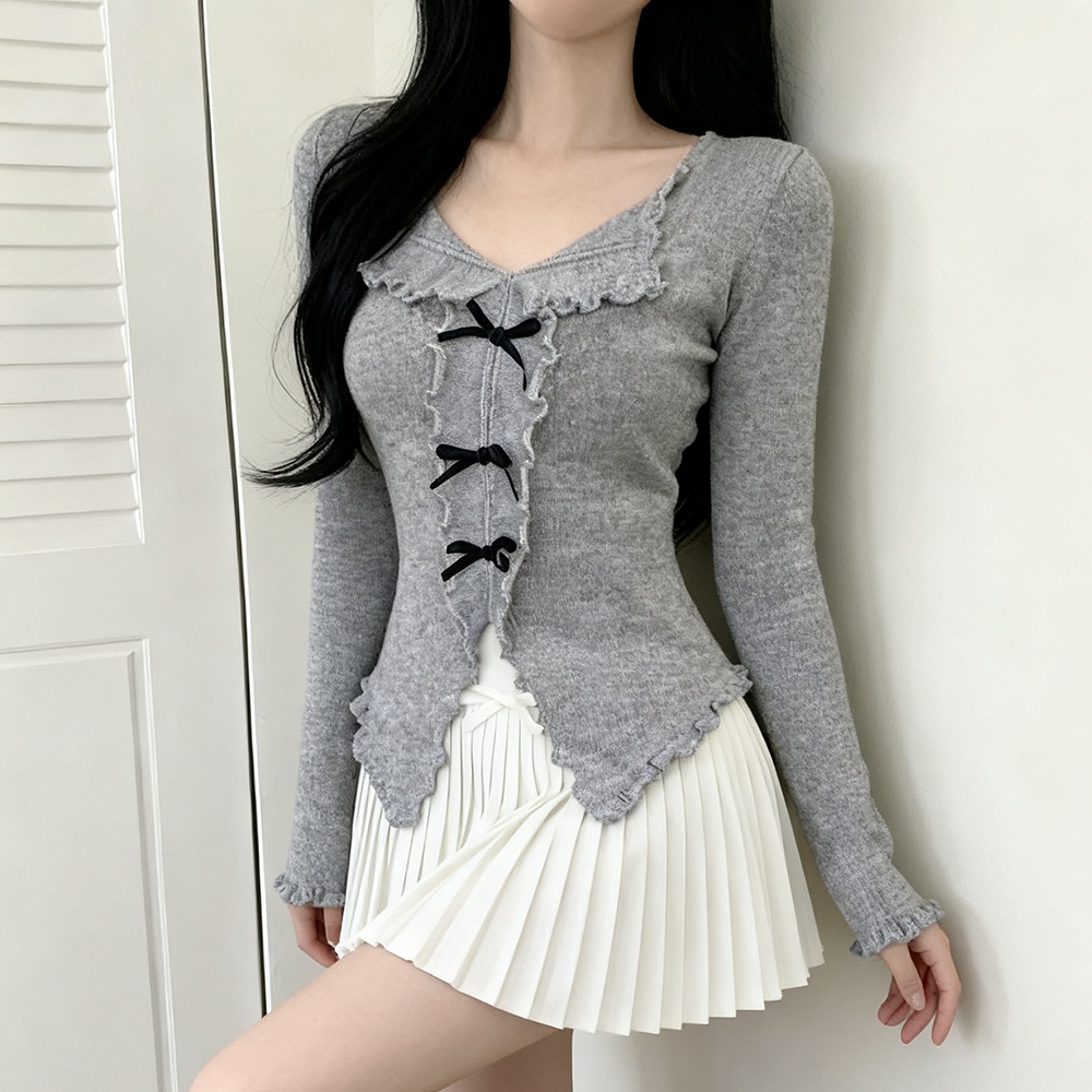 Spring and autumn sweater bottoming shirt