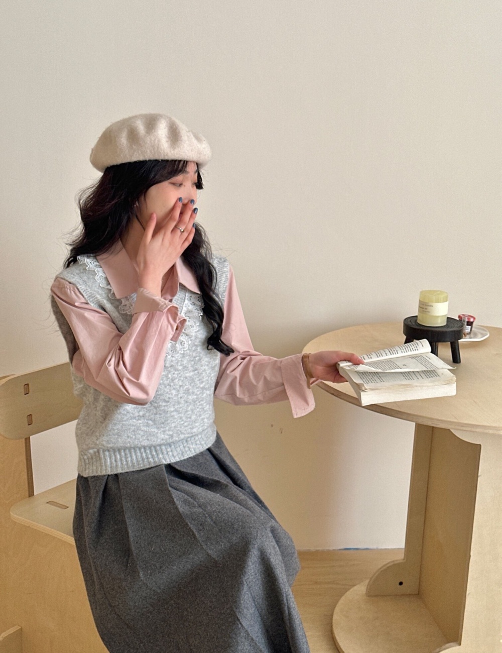 Short sleeveless tops autumn and winter vest for women