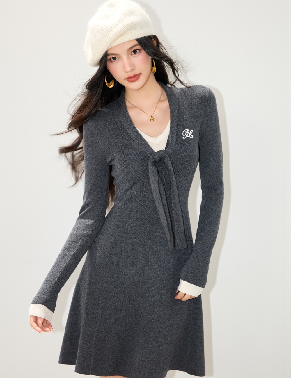Gray temperament pinched waist T-back A-line slim dress