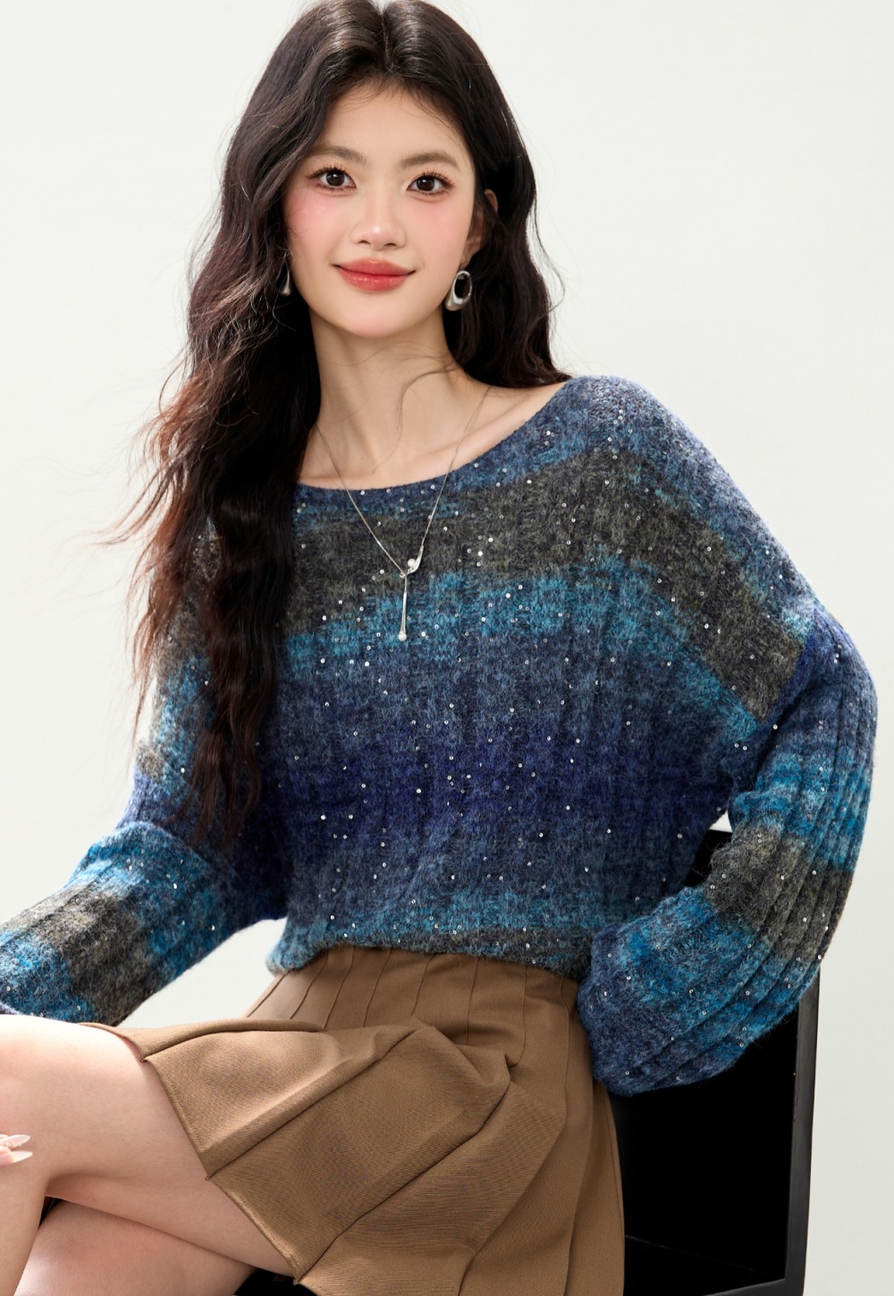 Blue short tops gradient autumn and winter sweater for women