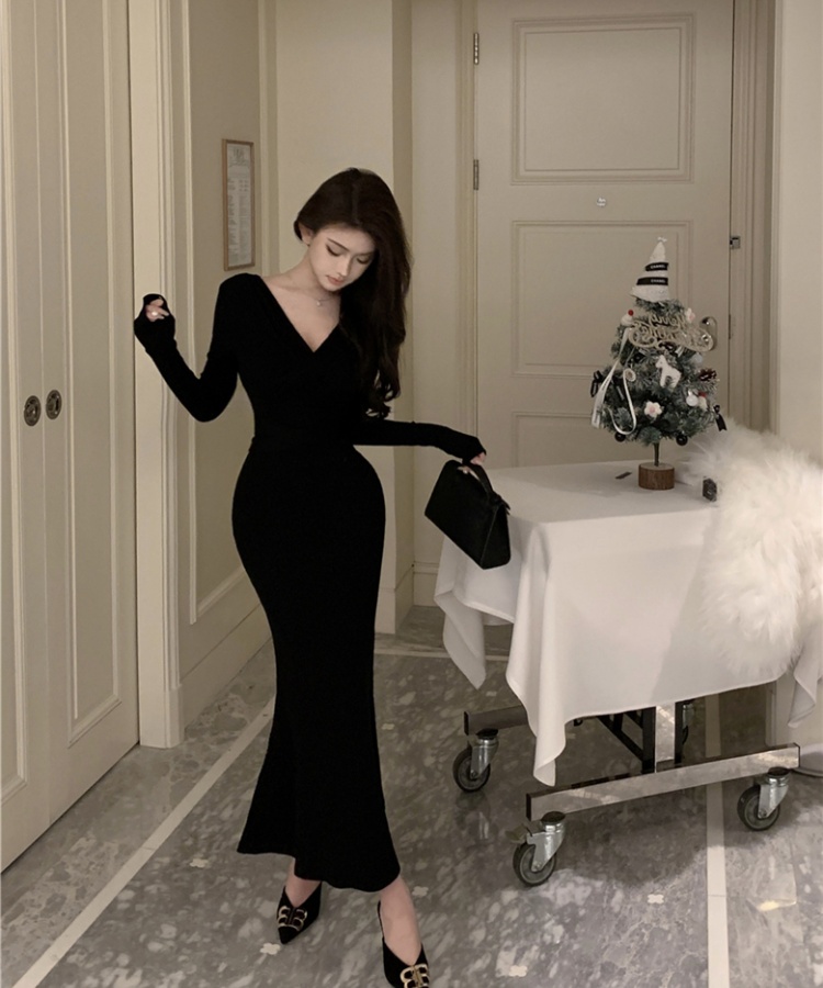 V-neck long dress autumn and winter dress for women