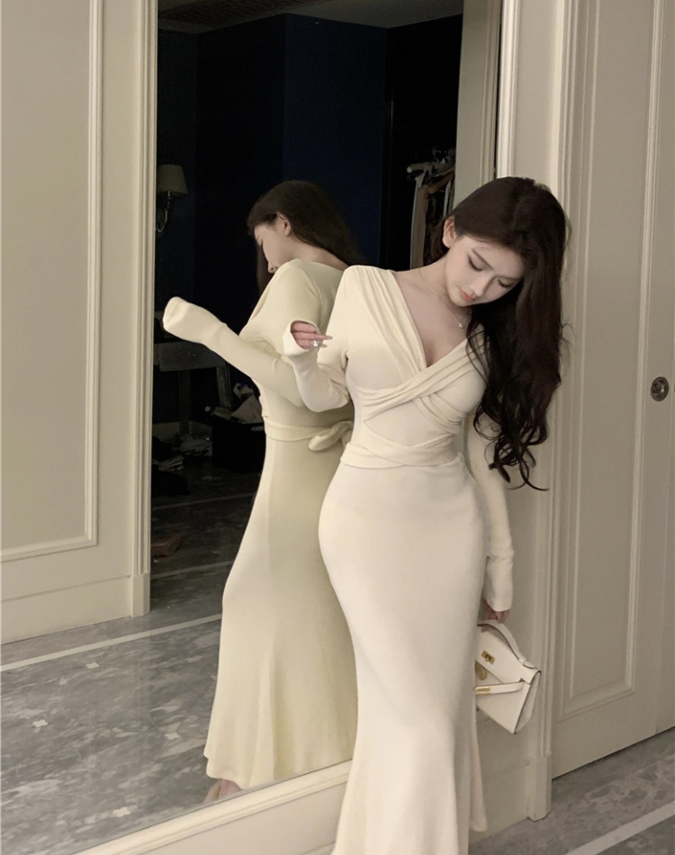 V-neck long dress autumn and winter dress for women