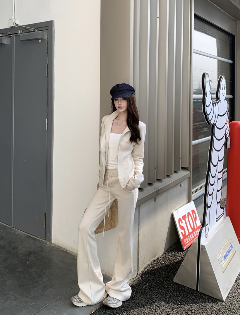 Korean style micro speaker coat slim straight tops a set