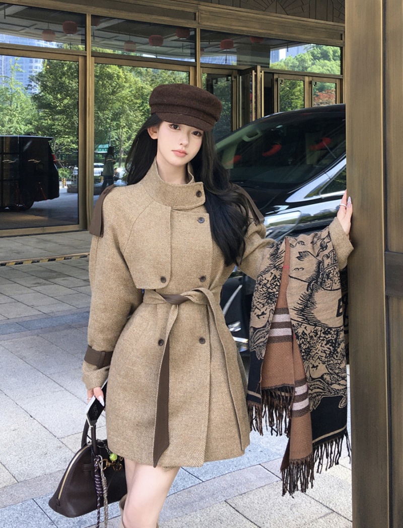 Woolen retro cstand collar coat for women