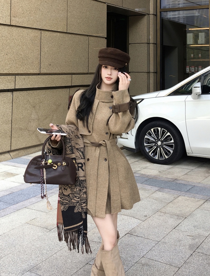 Woolen retro cstand collar coat for women