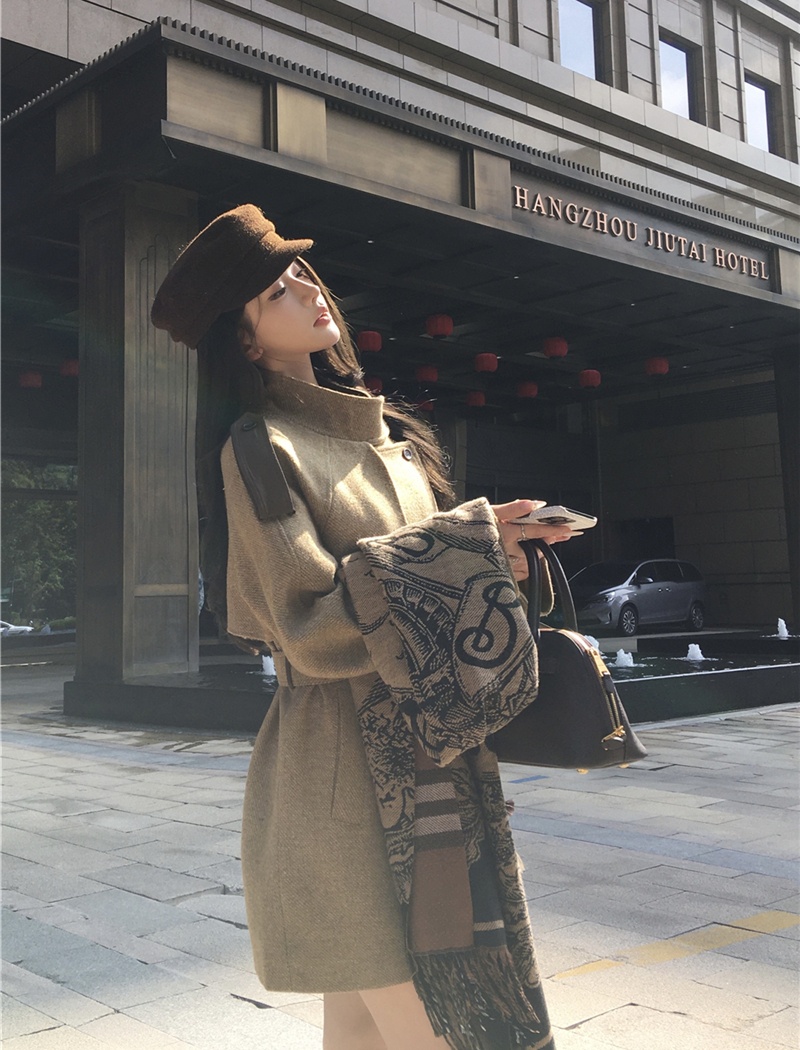 Woolen retro cstand collar coat for women