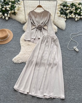 Light luxury slim long skirt retro tops a set for women
