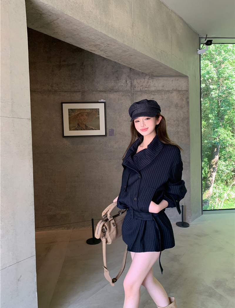 Short coat pinched waist windbreaker for women