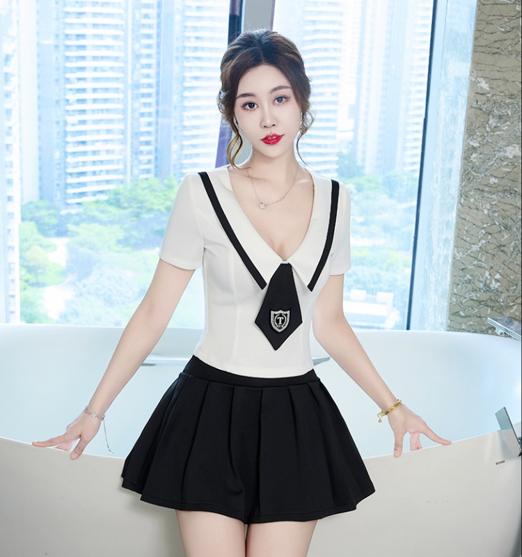 Sexy autumn and winter skirt pleated show young uniform a set
