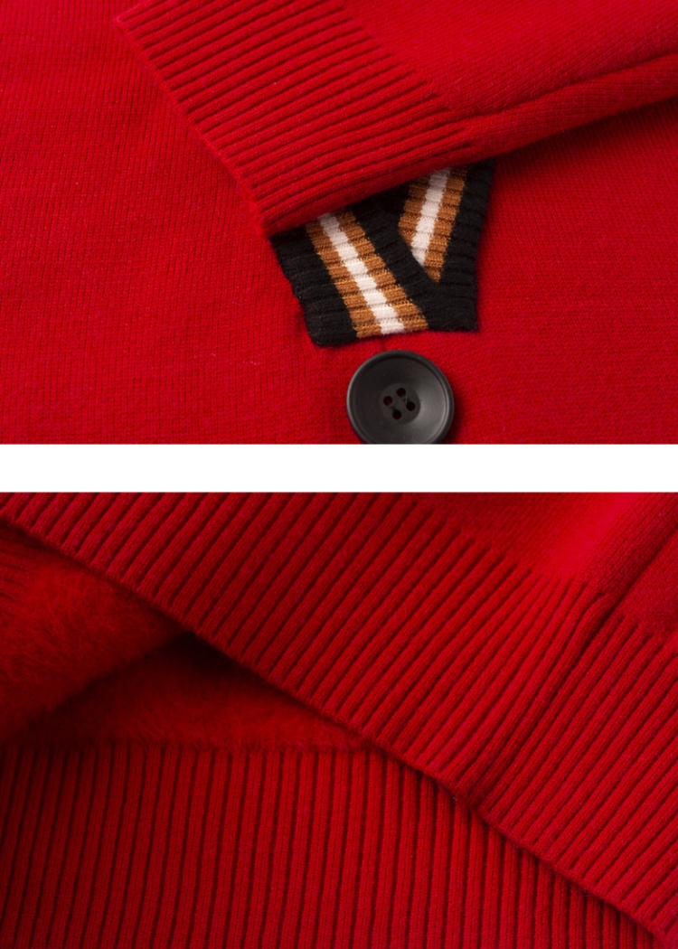 Red Pseudo-two bottoming shirt plus velvet sweater