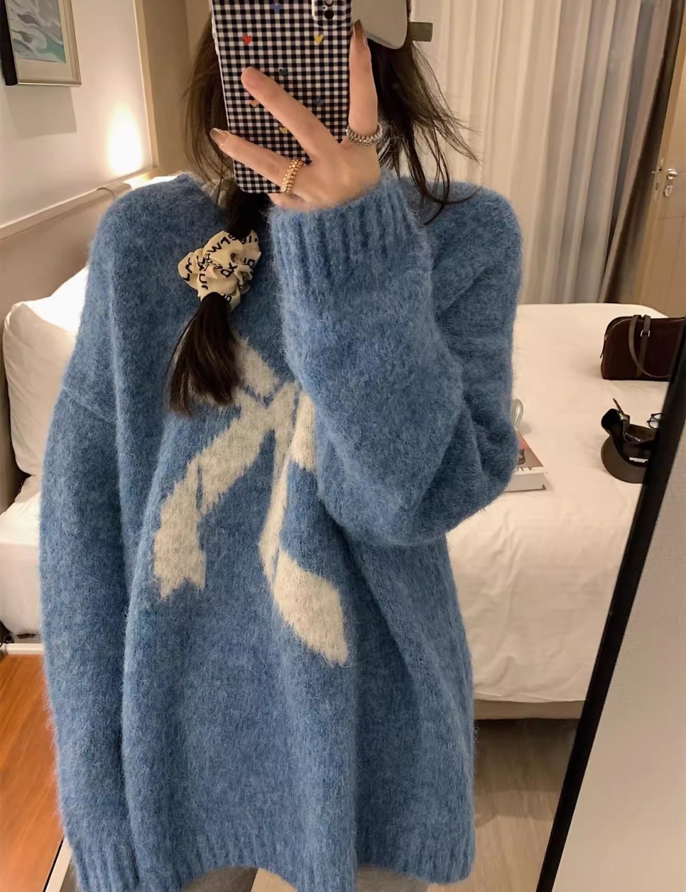 Soft blue lazy slim show young fluffy loose sweater