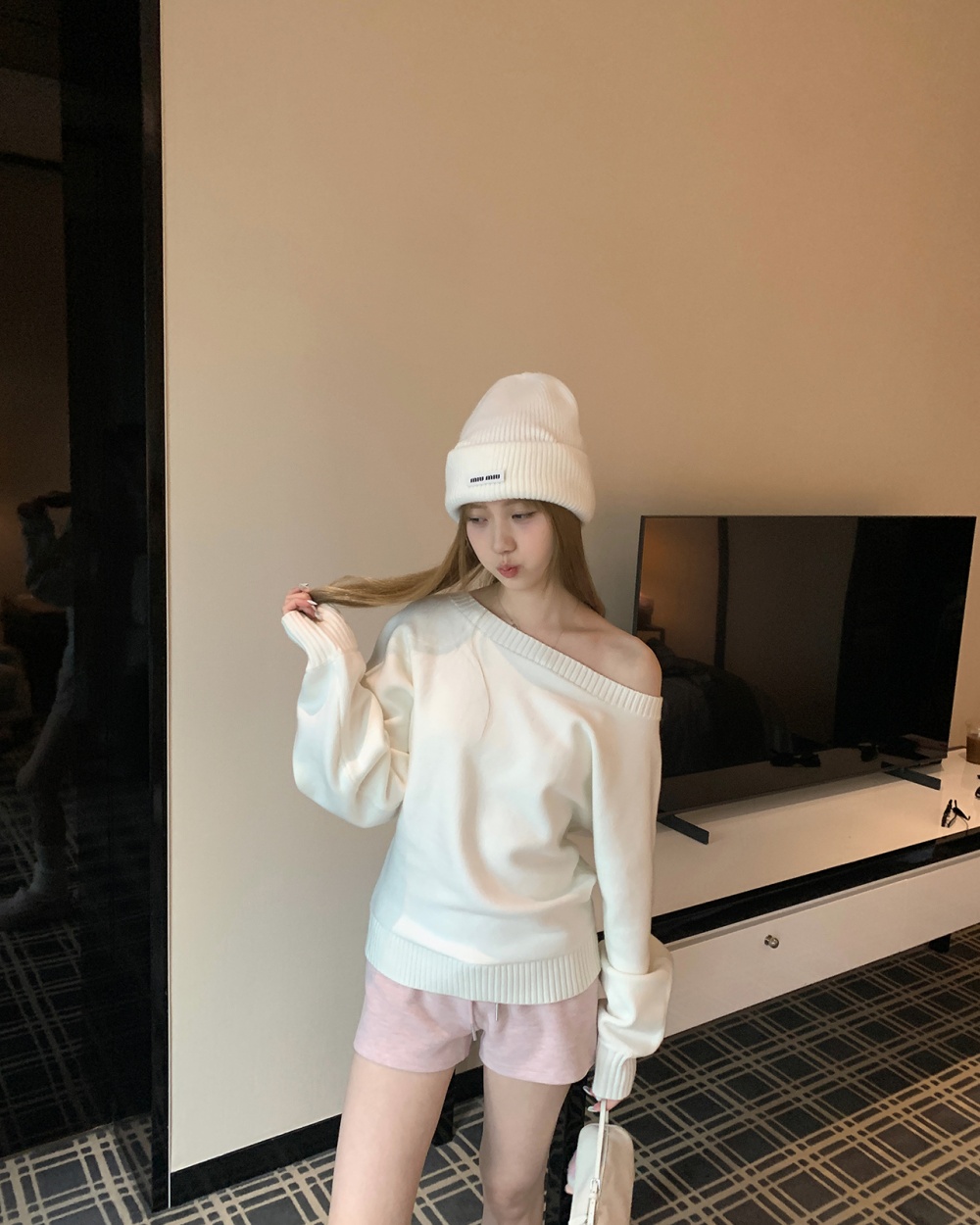 Strapless oblique collar sweater slim tops