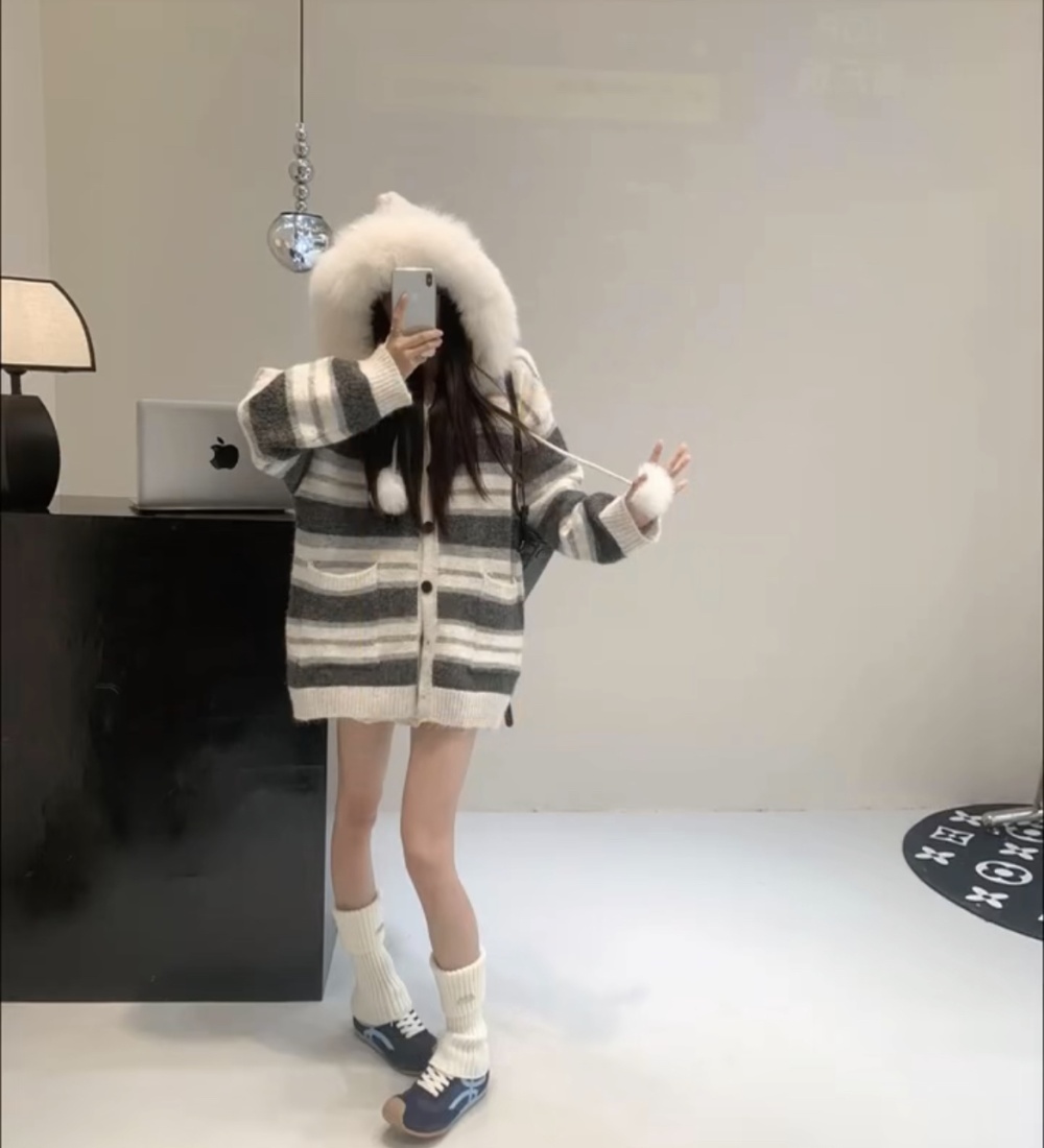 Mixed colors fur collar fashion coat knitted stripe cardigan