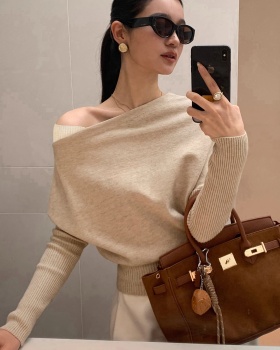Mixed colors tender sweater splice tops for women
