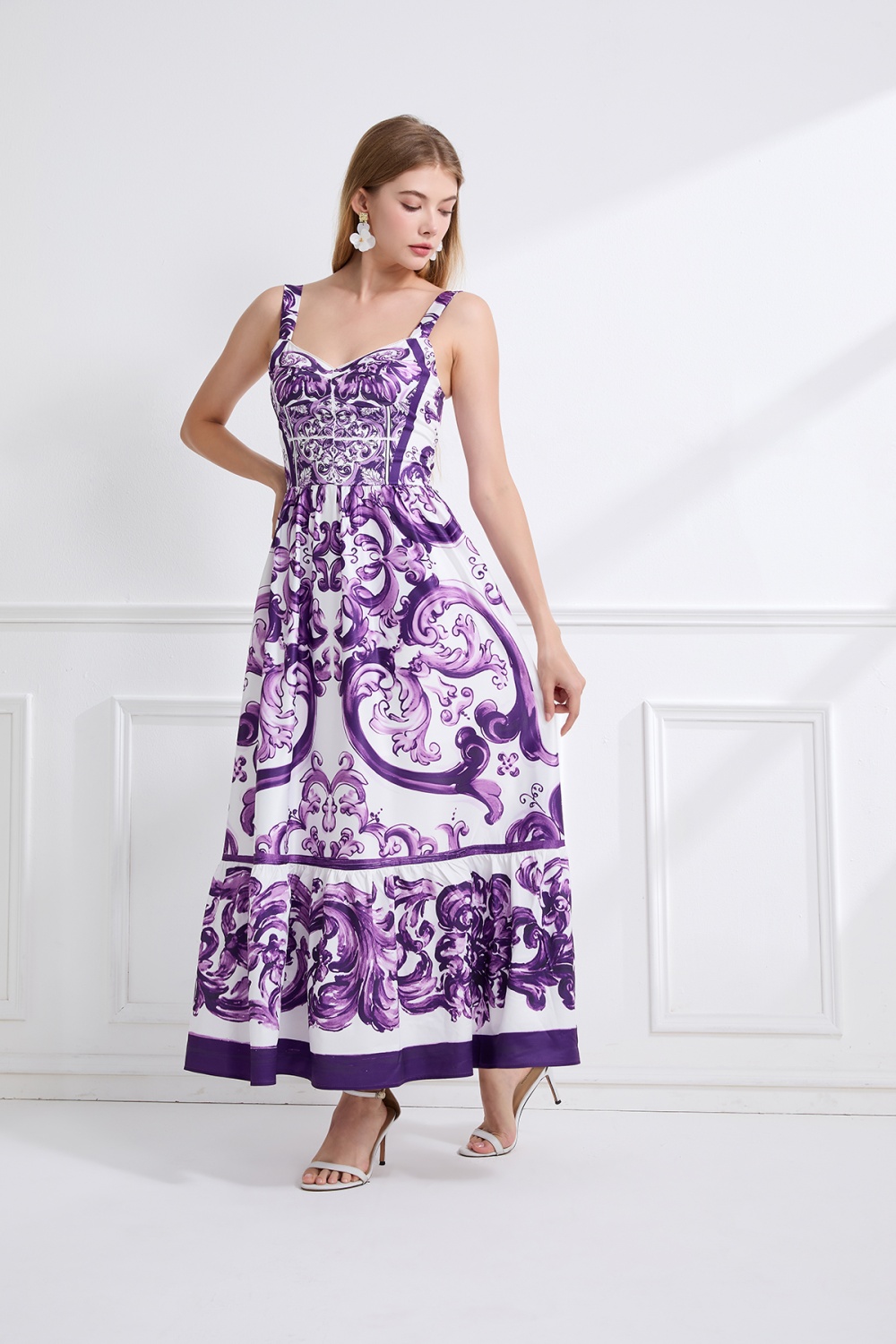 A-line slim pinched waist sling fashion dress