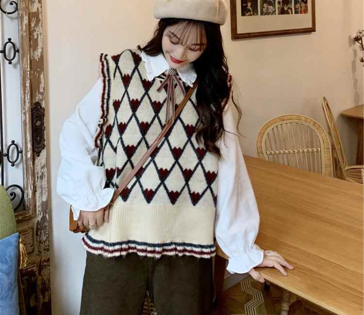 Knitted sweater sleeveless waistcoat for women