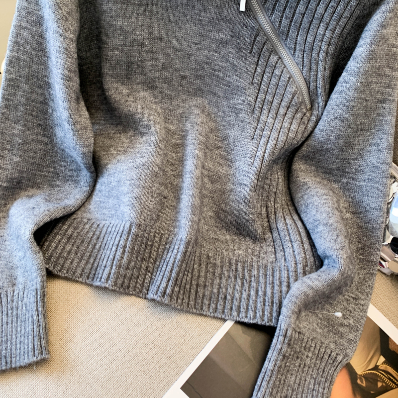 Niche simple tops oblique zipper sweater for women