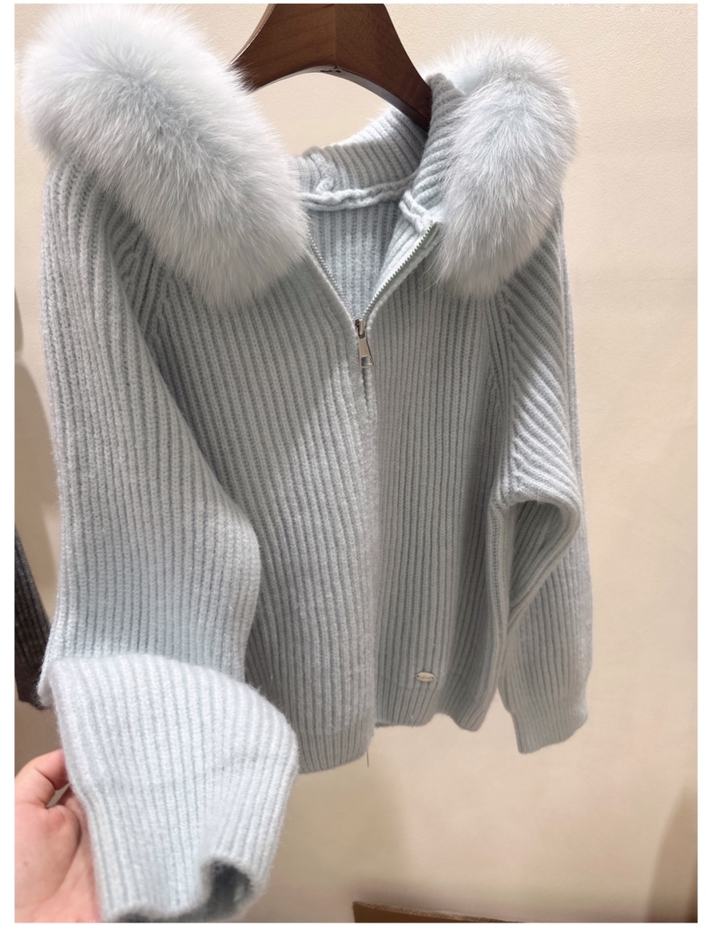 Fox fur collar zip coat short sweater for women