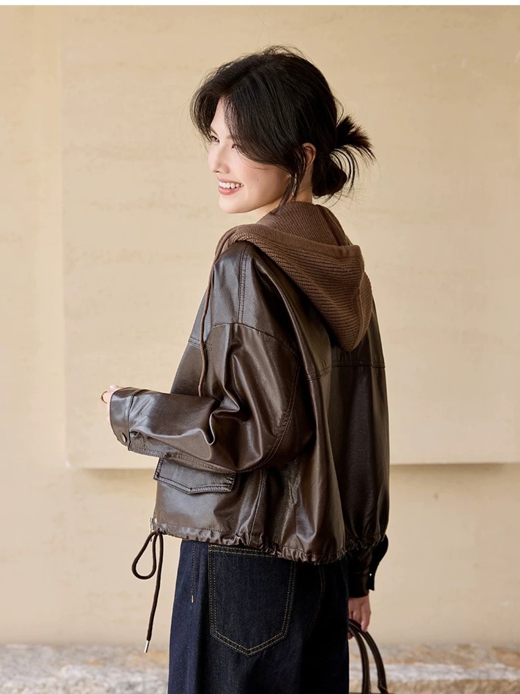 Retro removable hat plus velvet coat for women