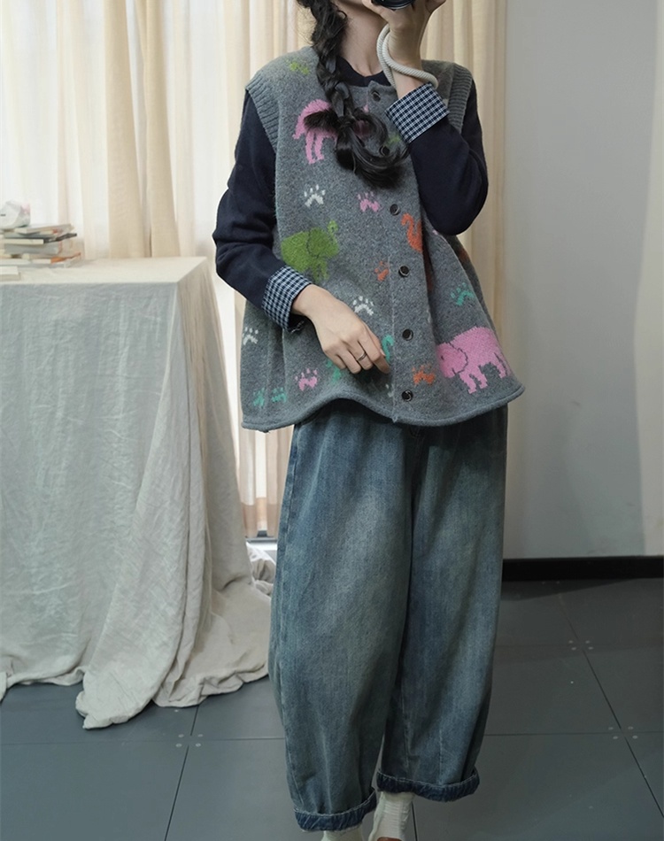 Casual refreshing art cartoon knitted waistcoat