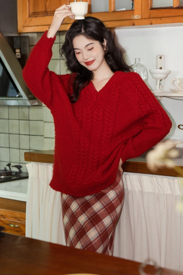 Twist knitted loose sweater lazy red V-neck skirt a set