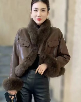 Winter fur coat jacket for women