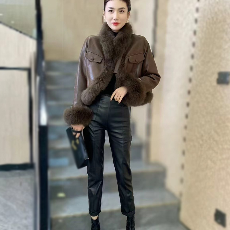 Winter fur coat jacket for women