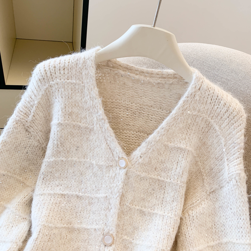 Knitted V-neck niche coat Western style thick tops