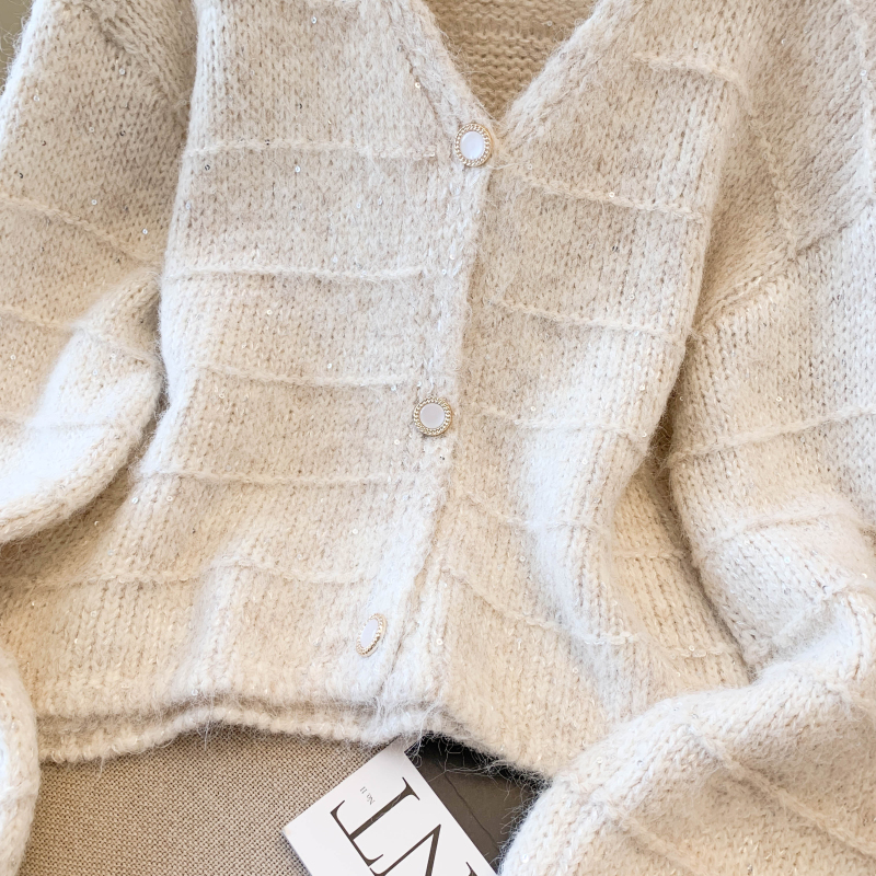 Knitted V-neck niche coat Western style thick tops