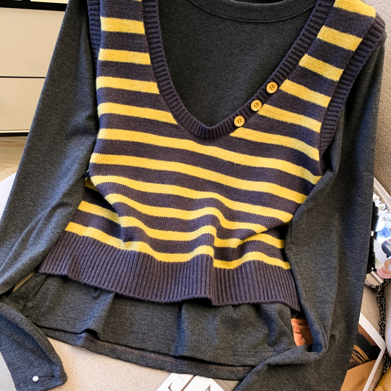 Autumn and winter waistcoat stripe T-shirt 2pcs set