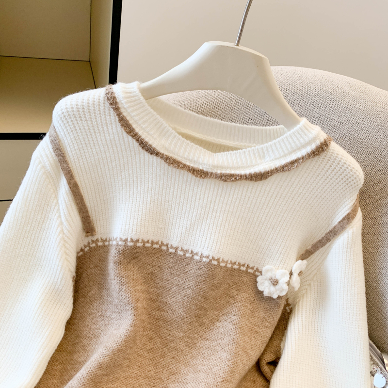 Flowers Pseudo-two tops mixed colors sweater