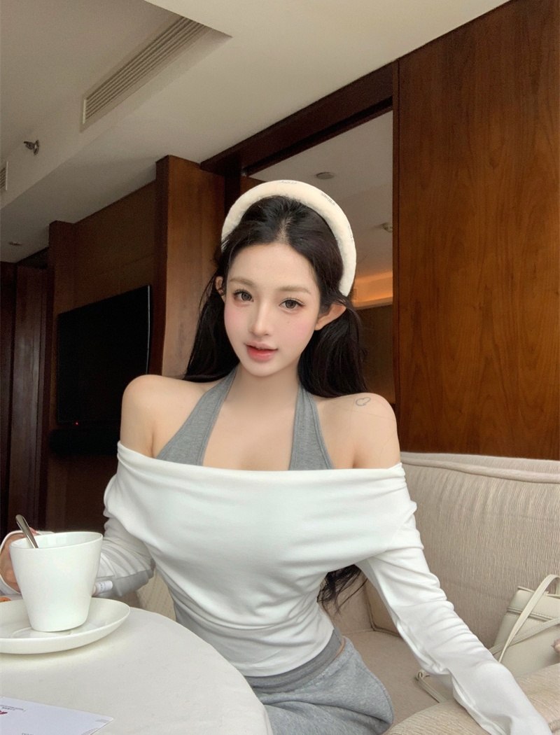 Pseudo-two mixed colors halter tops