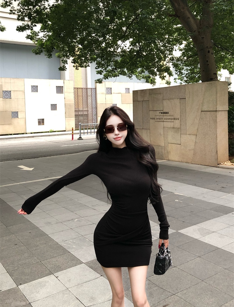 Long sleeve knitted pit stripe package hip dress