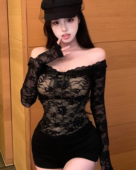 With chest pad tops bottoming shirt for women