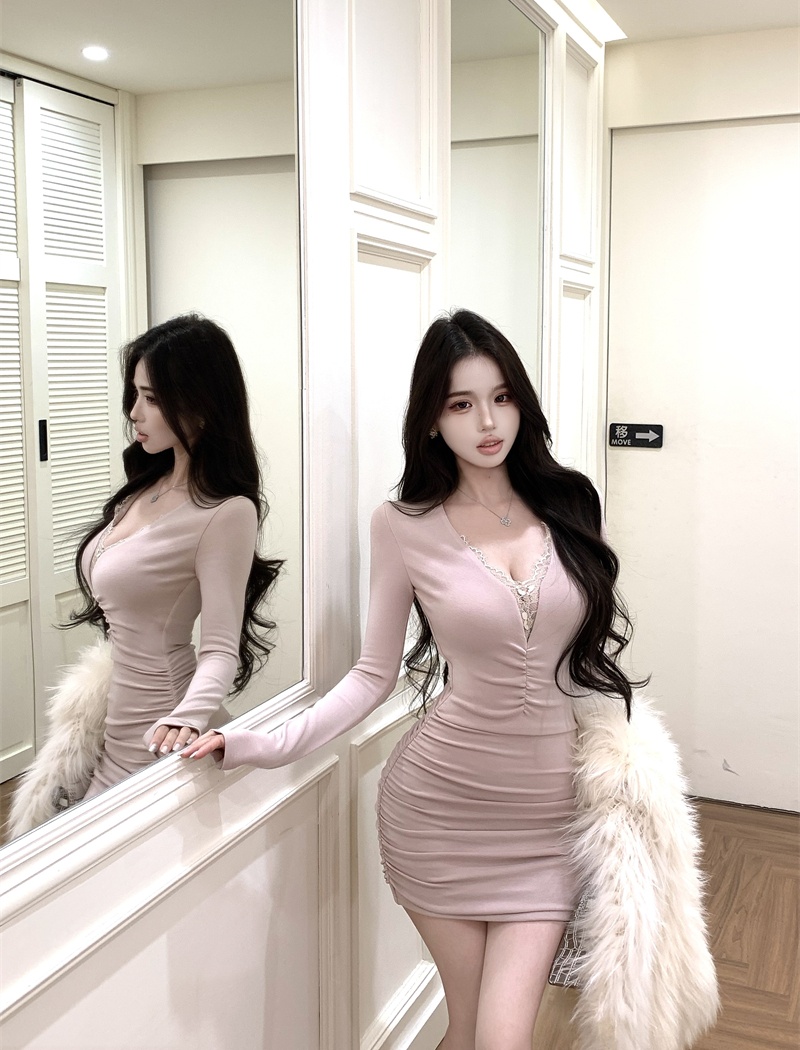 Package hip knitted fold lace V-neck enticement splice dress