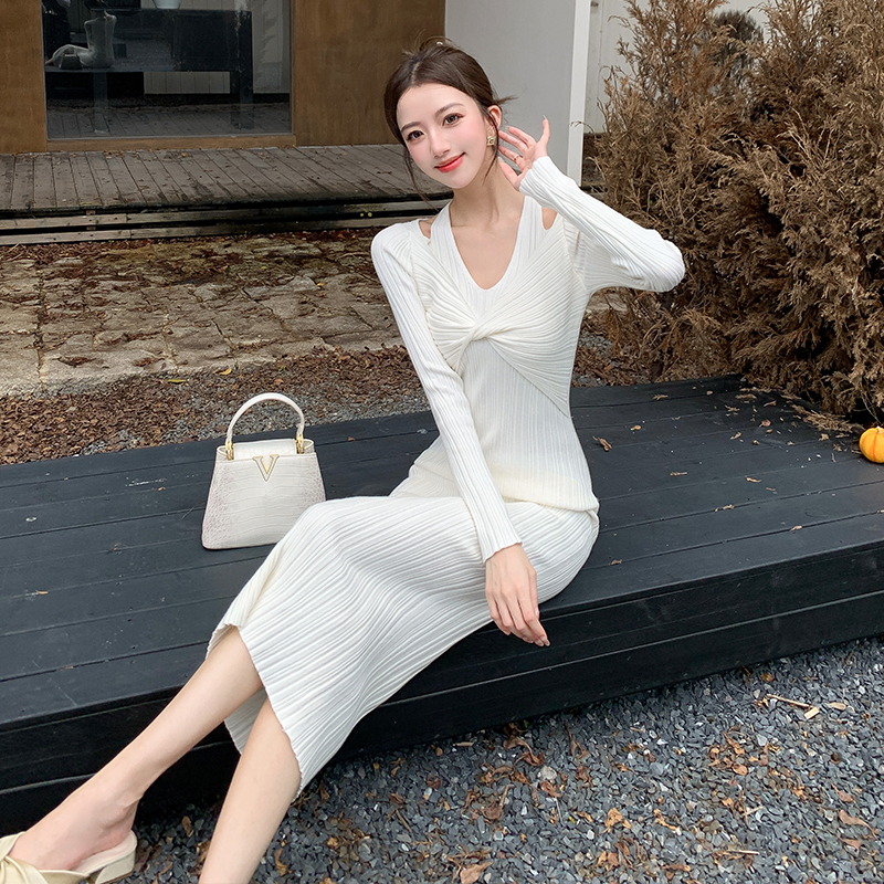 Slim V-neck dress Pseudo-two package hip long dress for women