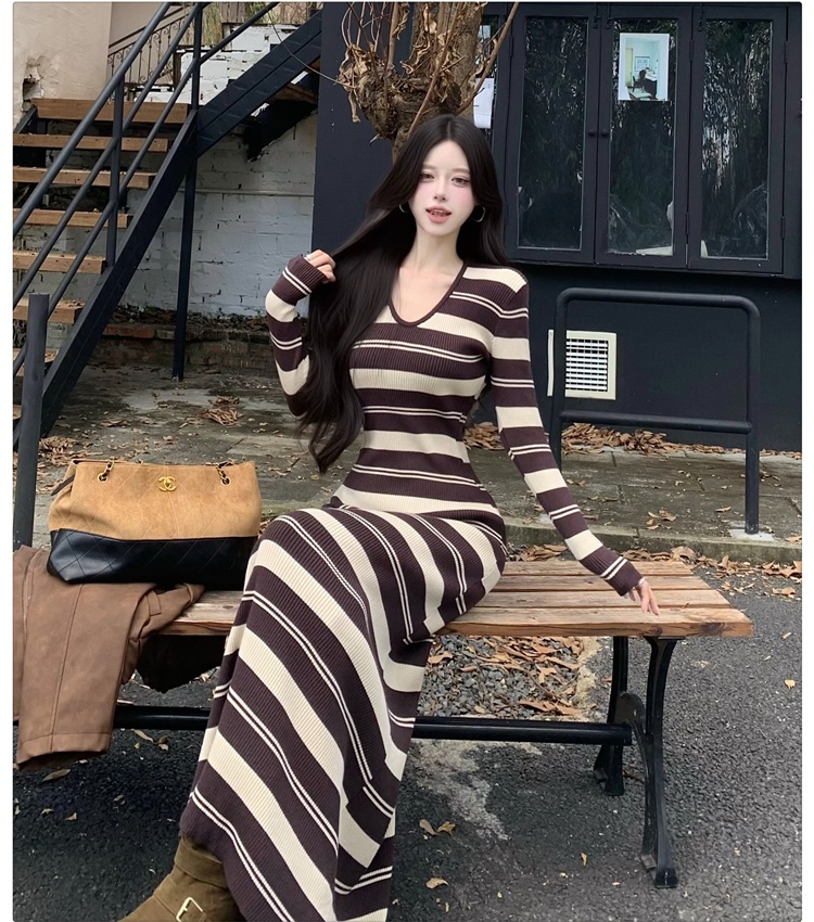 Bottoming knitted long dress package hip dress