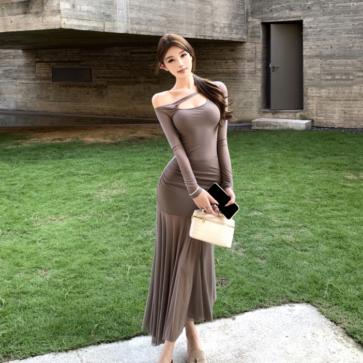 Hollow long sleeve slim long sloping shoulder dress