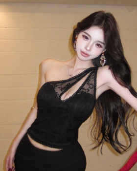 Spicegirl hollow sloping shoulder slim bottoming lace vest