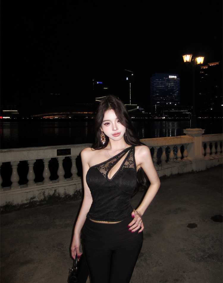Spicegirl hollow sloping shoulder slim bottoming lace vest