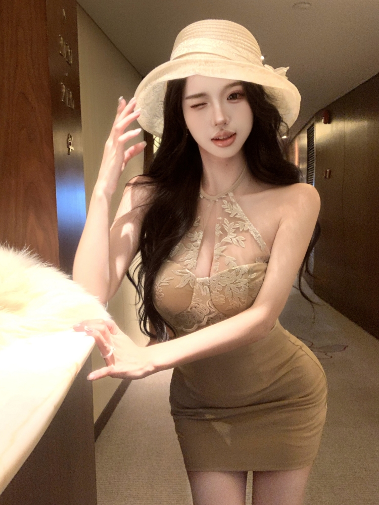 Slim lace package hip halter splice spicegirl dress